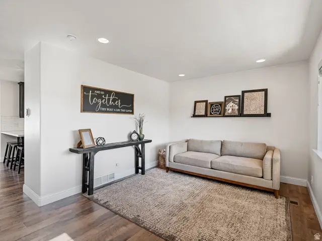 4584 Bull Moose Cir, West Jordan, UT 84088 - #3