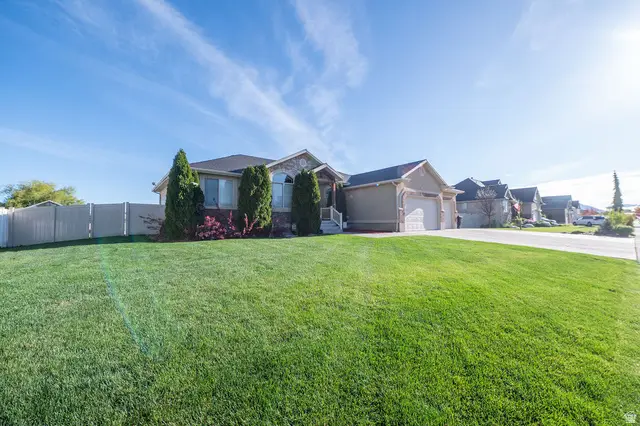 3328 W 1500 N, Clinton, UT 84015 - #3