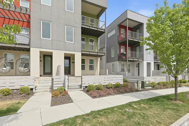 5318 W Canary Grass Way S, South Jordan, UT 84009 - #3