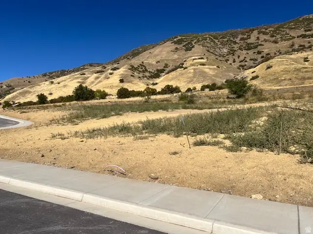 232 N Rock Loft Ridge Dr E #37-R, Fruit Heights, UT 84037 - #3