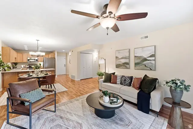 1205 E Privet Dr #102, Cottonwood Heights, UT 84121 - #3