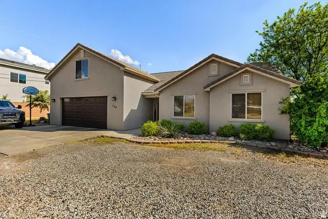 134 N 300 W, Washington, UT 84780 - #1
