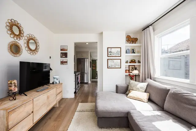 853 S Lake St, Salt Lake City, UT 84105 - #3