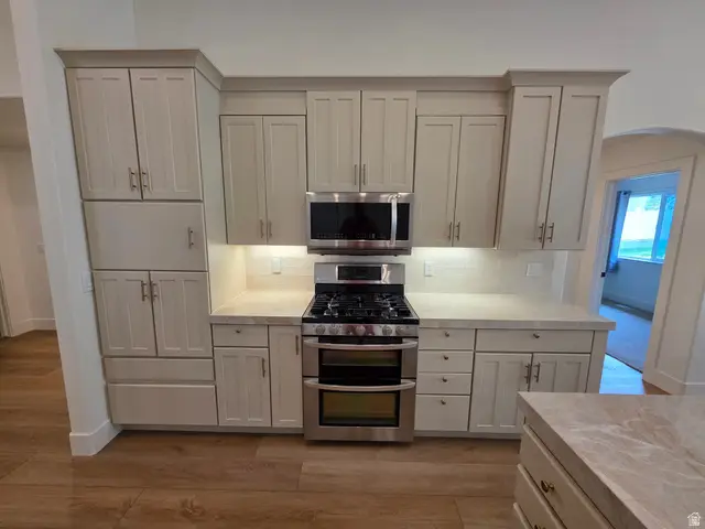 11176 S Midas Trail Rd, South Jordan, UT 84095 - #2