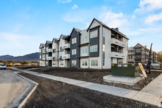 3085 S 225 W #G 301, Nibley, UT 84321 - #1