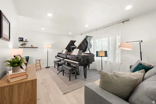 7257 W Copper Hill Dr, Magna, UT 84044 - #2