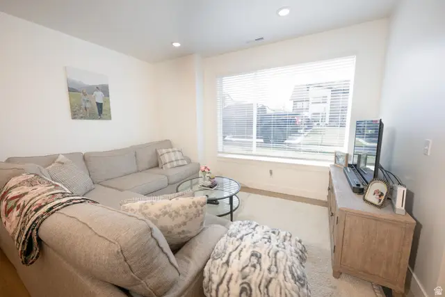 416 W 25 N, Providence, UT 84332 - #2