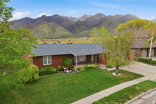 8923 S Cobblecrest Ln E, Sandy, UT 84093