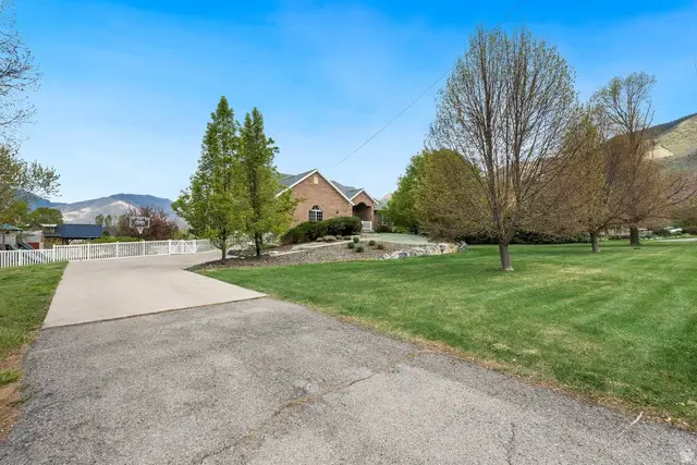 555 E 1600 S, Mapleton, UT 84664 - #3