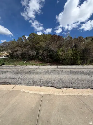 4184 S Bona Villa Dr E #32, Ogden, UT 84403 - #1