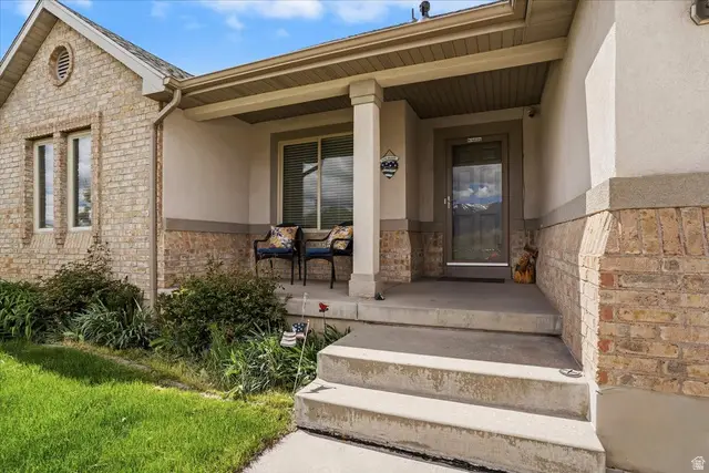 1229 N 2025 W, Layton, UT 84041 - #3