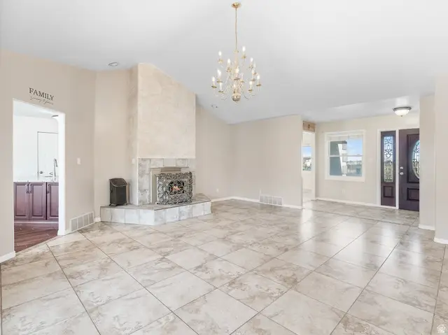 608 Nicole Way, Erda, UT 84074 - #3