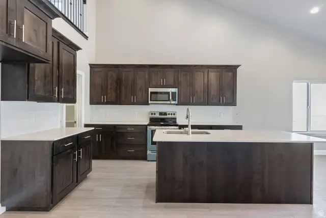 2162 E 200 N #COLUMB, Spanish Fork, UT 84660 - #3