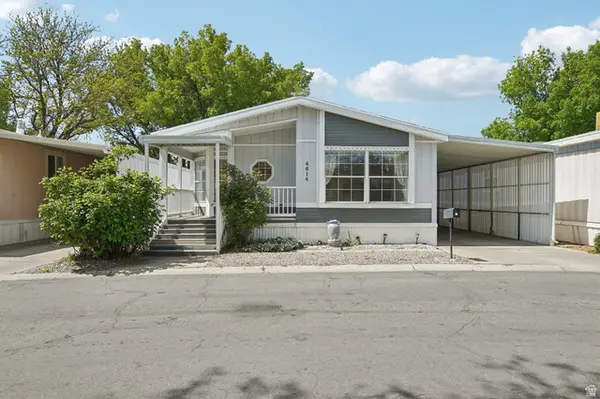 4614 S Yarrow Ln, Taylorsville, UT 84123