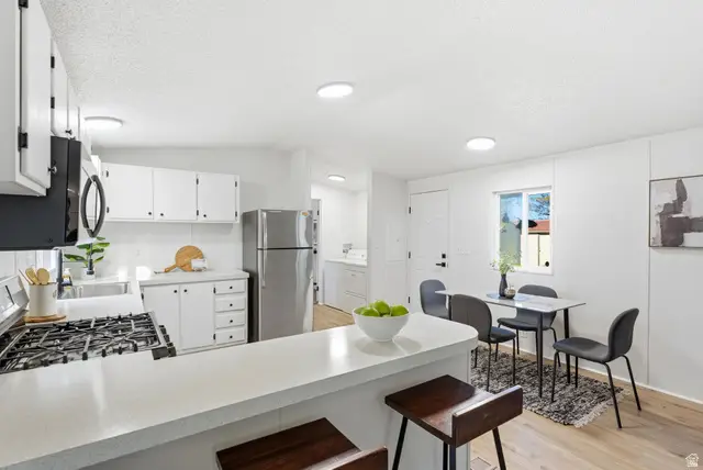 1675 W Indian Summer Dr N, Salt Lake City, UT 84116 - #3