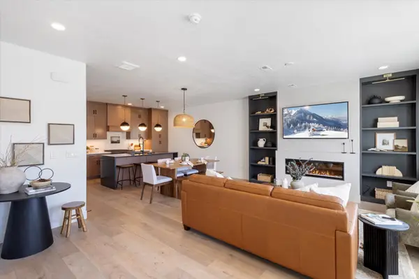 6972 W Hidden Hills Way S #324, West Jordan, UT 84081