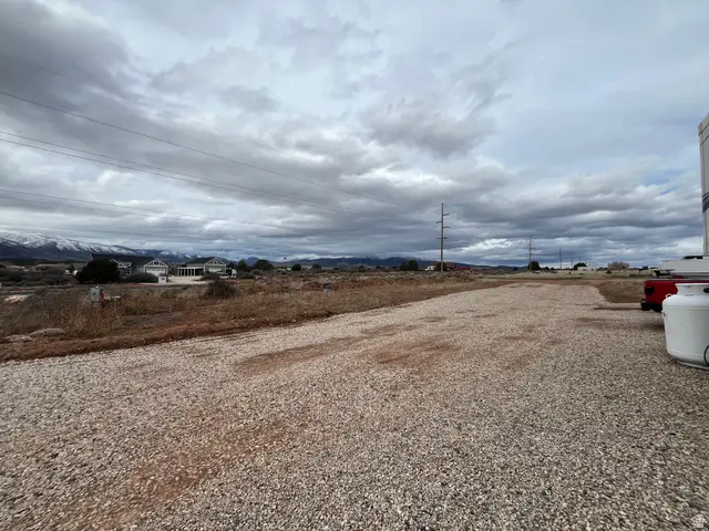 1913 S Badger Way, New Harmony, UT 84757 - #3