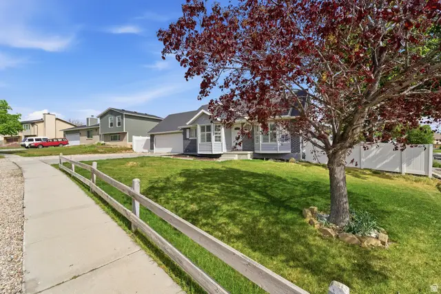 5726 W Dale Amour Dr S, Salt Lake City, UT 84118 - #3