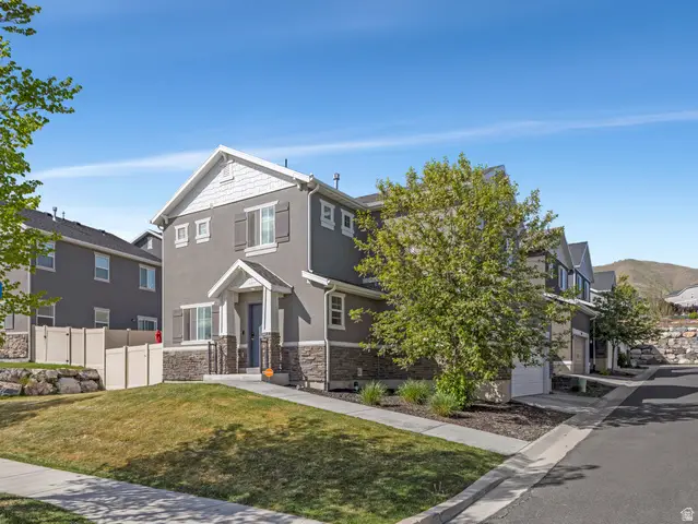 3049 S Willow Creek Dr, Saratoga Springs, UT 84045 - #1