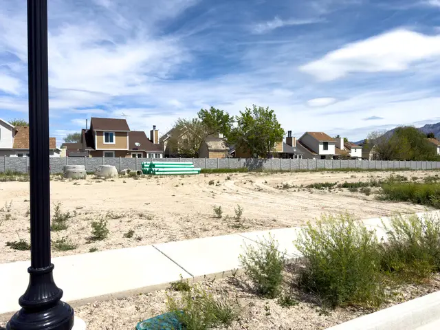 1412 W Jordan Height Ln #21, West Jordan, UT 84088 - #2