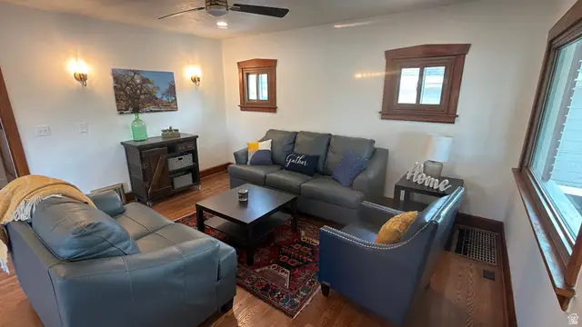 4883 S Center St, Murray, UT 84107 - #2