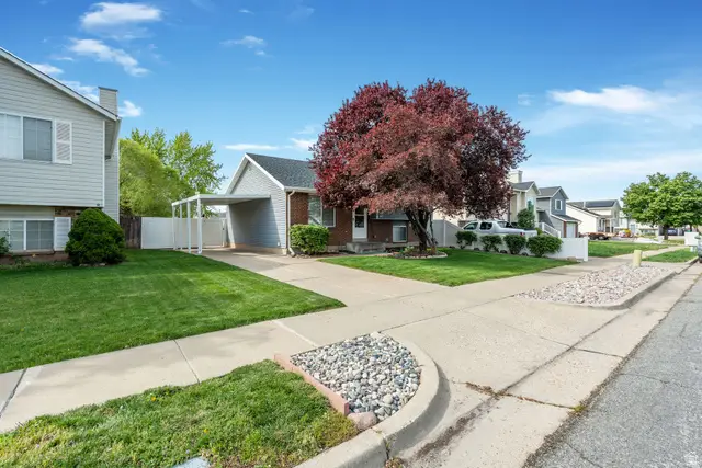 233 W 1675 N, Layton, UT 84041 - #1