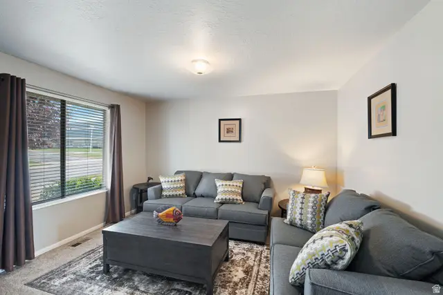 233 W 1675 N, Layton, UT 84041 - #2