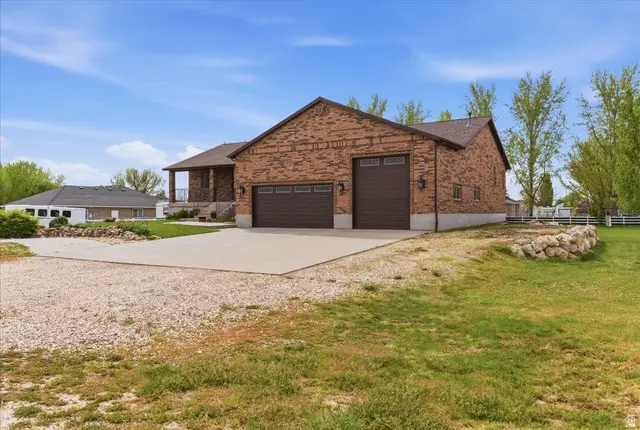 6237 W 4600 S, Hooper, UT 84315 - #2