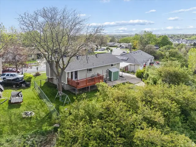 1701 E Hillsboro Dr, Layton, UT 84040 - #3