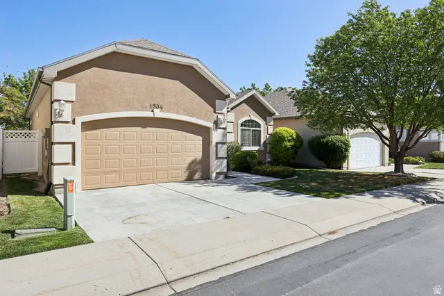 1534 W Homecoming Ave, South Jordan, UT 84095 - #3