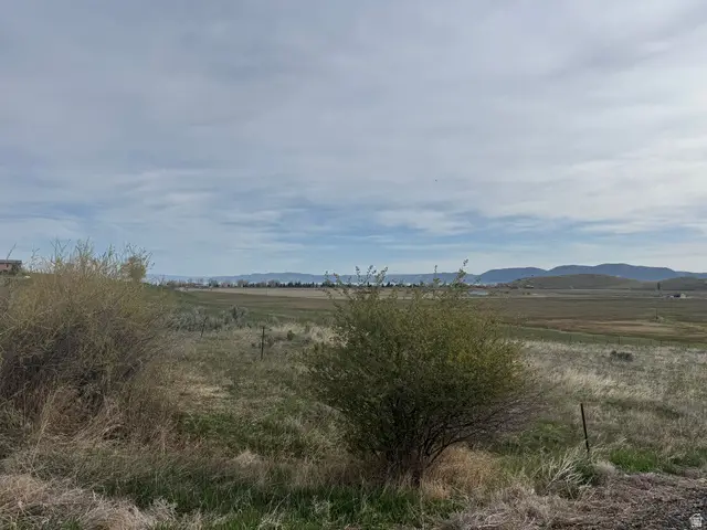 2754 S Country Club Way #26, Garden City, UT 84028 - #2