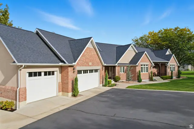 5873 S Jordan Canal Rd, Taylorsville, UT 84129 - #3