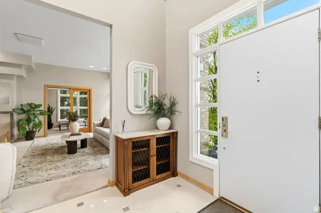 2457 S Scenic Dr, Salt Lake City, UT 84109 - #3