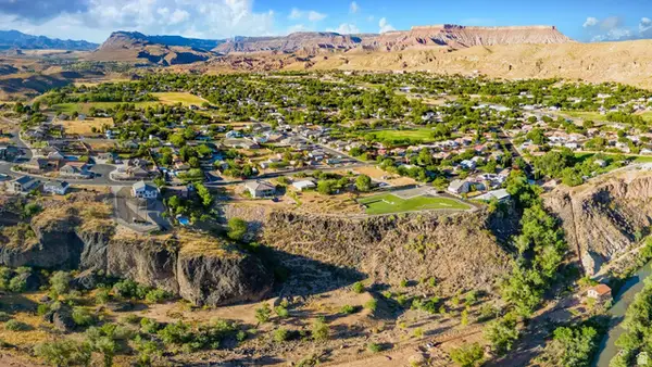 171 W 330 N, La Verkin, UT 84745