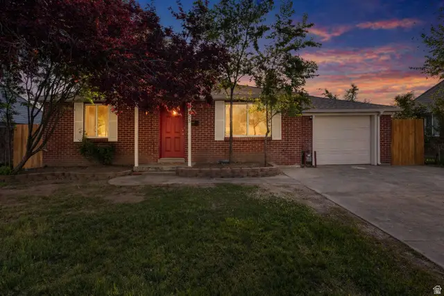 1163 S Montgomery St W, Salt Lake City, UT 84104 - #2