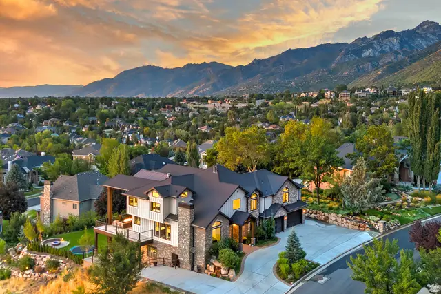 2373 E Bear Hills Cir, Draper, UT 84020 - #3