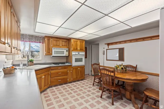 430 E Canyon Rd, Fillmore, UT 84631 - #3