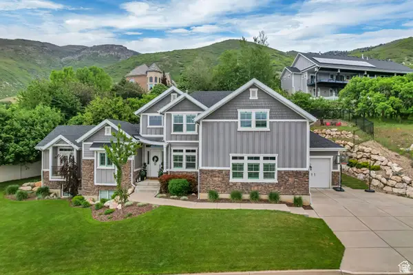467 E Island View Cir N, Farmington, UT 84025