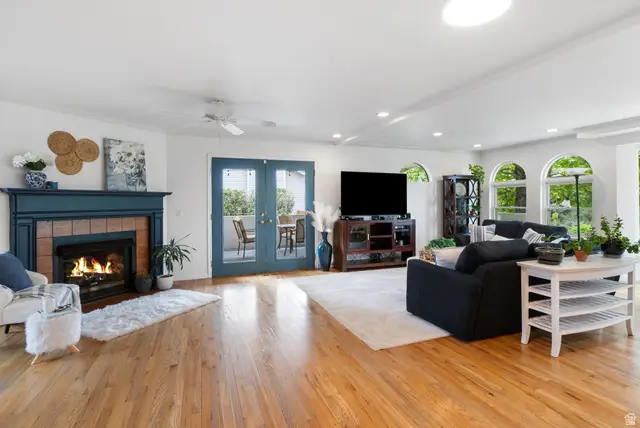 11466 S Cherry Hill Dr E, Sandy, UT 84094 - #3