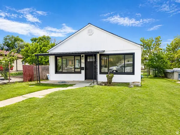 233 N 2nd St, Tooele, UT 84074