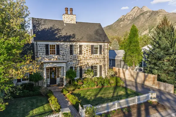 4857 S Viewmont St, Holladay, UT 84117