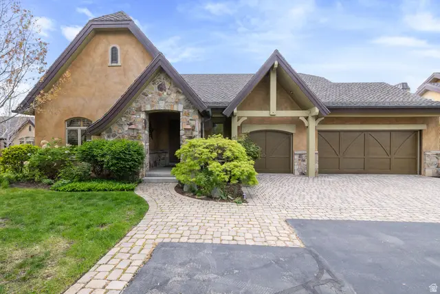 3168 E Bavarian Ct, Sandy, UT 84093 - #1