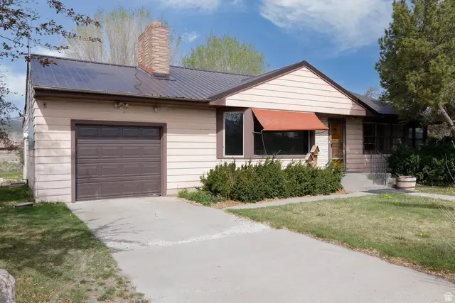210 S 100 W, Circleville, UT 84723 - #1