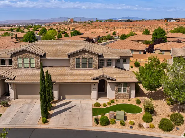 999 N Casitas Loop, Washington, UT 84780 - #1