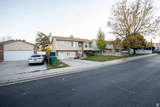 4983 W Shooting Star Ave S, West Jordan, UT 84081 - #2