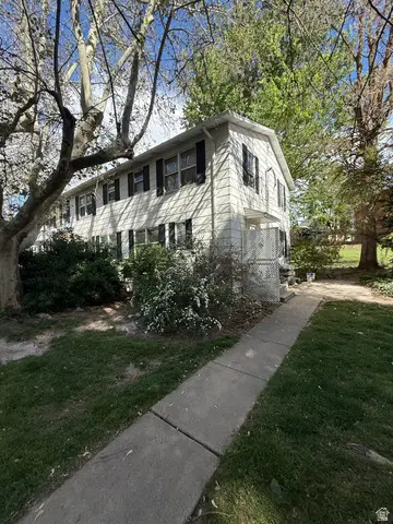 3885 Grandview Dr, Ogden, UT 84403 - #1