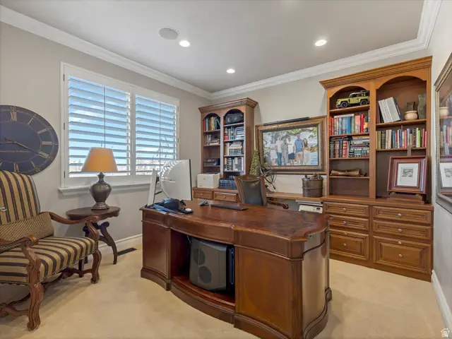 1074 E Black Forest Dr S, Sandy, UT 84094 - #3