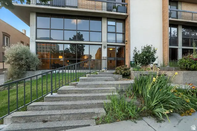 131 E 1st Ave #706, Salt Lake City, UT 84103 - #3