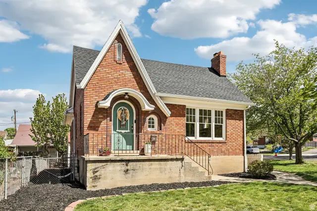 195 E 100 N, Bountiful, UT 84010 - #1