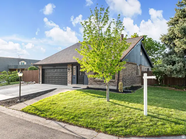 450 W Chokecherry Cir, Orem, UT 84058 - #3